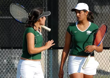 Women?s Tennis Opens With Strong Showing
