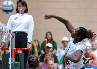 Volleyball Finishes Season Victorious