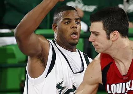 Louisville Wins 80-60