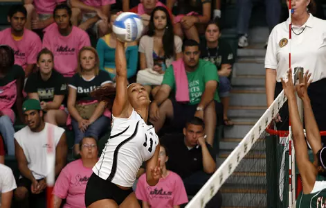 Bulls Dominate In First Match Of 2009 Season