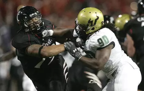 Bulls Fall to Cincinnati, 24-10