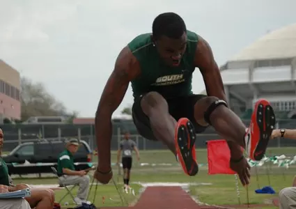 Top 10's Aplenty for M T&F at GT