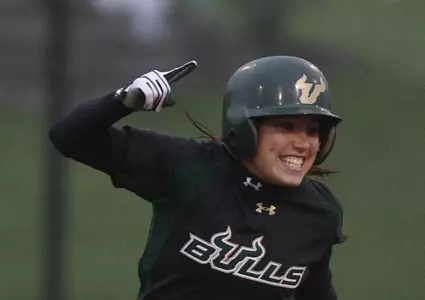 Giddens Blasts Bulls Into Title Game