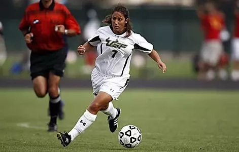 Bulls Pluck the Redbirds, 3-2