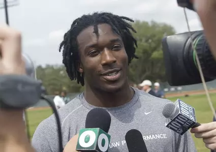 USF Adds Spanish FB Broadcast