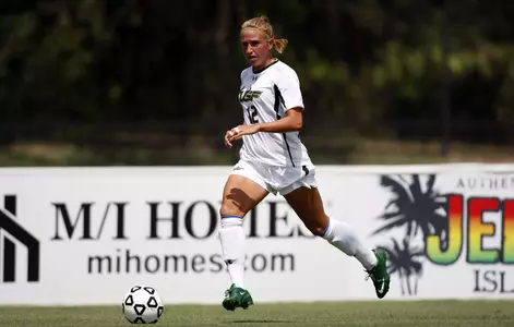 Women's Soccer Fall to Cincinnati, 2-1