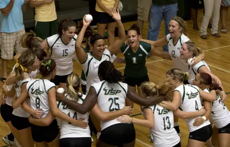 USF Volleyball Brushes Off Blue Demons