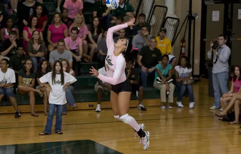USF Continues Weekend Sweep Against St. John's