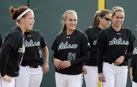 Live Chat Transcript: USF Wilson Tournament Final Day