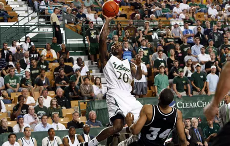 Jones On Pace To Be Second Fastest Bull To 1,000 Career Points