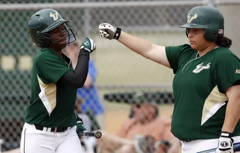 Medina's Four RBI Blast Bulls Past Virginia Tech