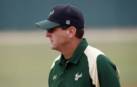 Live Chat Transcript: Defending Champs Sweep UConn