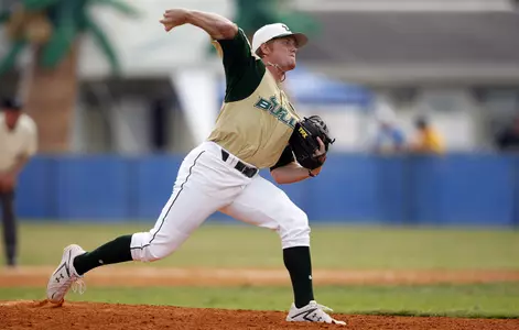 Bulls Take Sole Possesion of First Place with Series Win