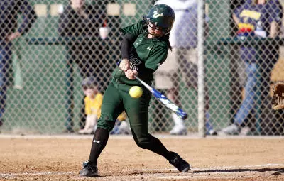 Bulls Fall In Extra Innings To No. 12 Arizona