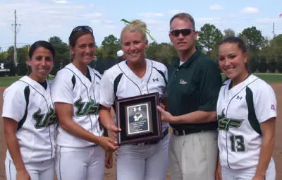 Bulls Win 2009 Under Armour Invitational Championship