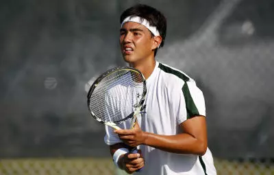 Three Bulls Advance In Singles Division