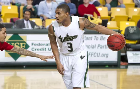 Bulls Upset No. 17 Pitt, 70-61, To Win Third Straight