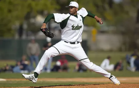 Live Wrap: Bulls Fall in Game 3 of Sooner Classic