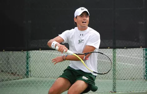 Bulls Dominate on Day 2