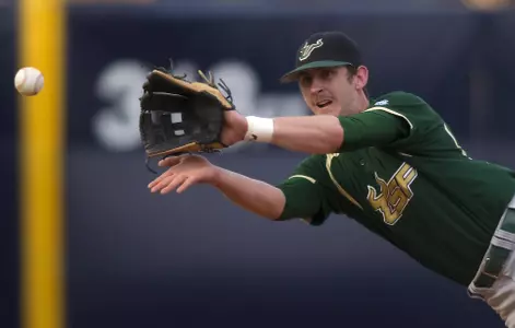 Mid-Game Rally Not Enough in 10-5 Loss to Irish