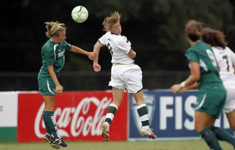 Passariello Stays Hot in 2-1 Loss to Georgia