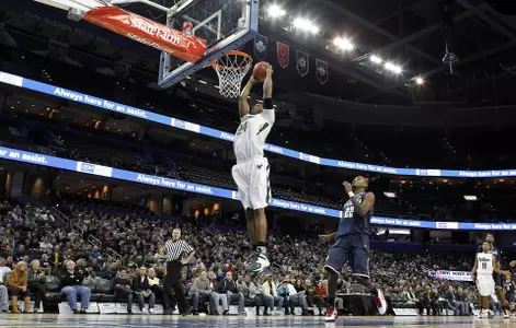 Gilchrist Heats Up as Bulls Drop DePaul, 75-59