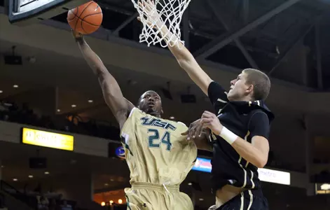 Gilchrist Named to BIG EAST Weekly Honor Roll