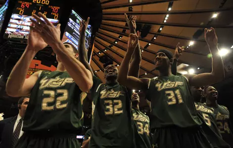 USF Rallies Past Villanova, 70-69