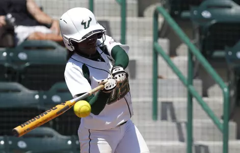 Richardson Homers In 9-0 Win Over Seton Hall