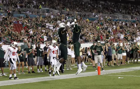Bulls Climb to No. 20 in AP Top 25 Poll