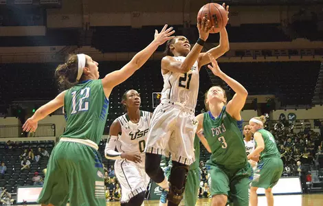 Smith Puts Up 35 Points in USF's Loss at DePaul