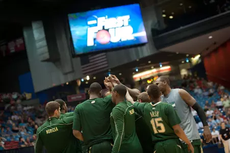 Men's Hoops Tryouts Set for Sunday, Oct. 14