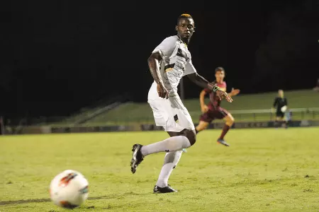 Bulls Battle to Double OT Tie With Villanova