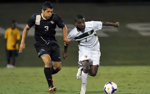 Bulls Draw Saint Leo in Preseason Opener