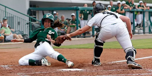 Bulls Snap Losing Streak with 7-4 Win Over Utah