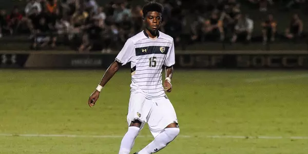 Freshmen Lead the Way in Bulls' Win Over Kentucky