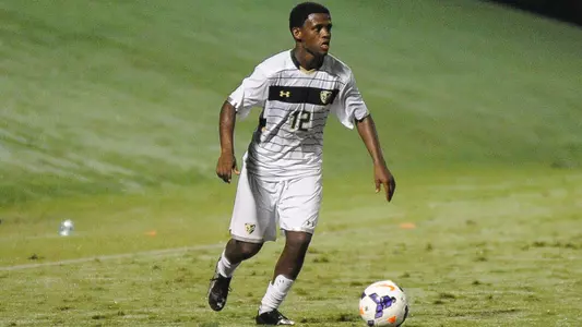 Mfeka Fitting in Nicely With Bulls' Diverse Group