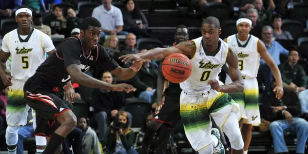 Bulls Give No. 19 Bearcats a Battle in 61-54 Loss