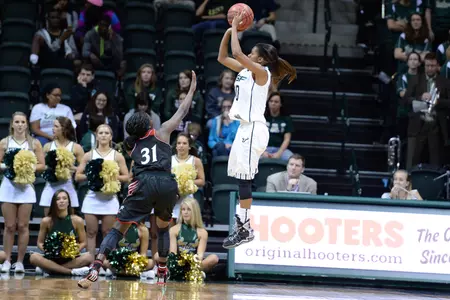 Bulls Heat Up After Break in Win Over Bearcats