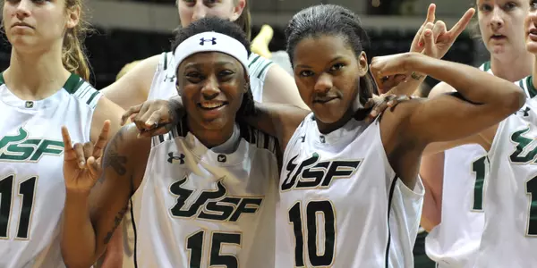 Super Williams Steals Show in Big Win at Temple