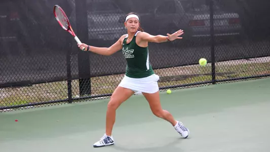 USF Winning Streak Up to Nine, Down SMU 6-1