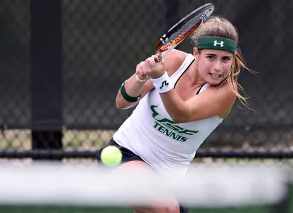 Women's Tennis Wraps Up Day One of Miami Invite