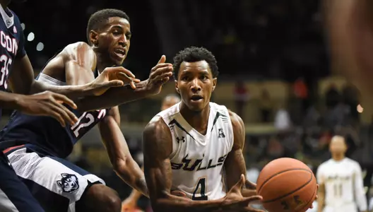 Bulls Grab Early Lead Before Falling to Huskies