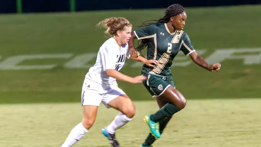 Skeete?s Sharp Shooting Leads Bulls to Shutout Win