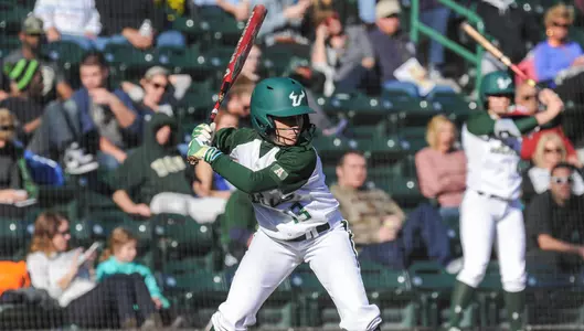 Santos Stays Hot as Bulls Win 13th Straight