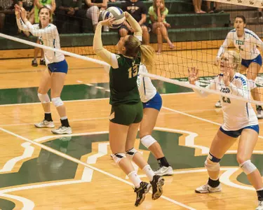 FGCU Holds Off Late Bulls Rush