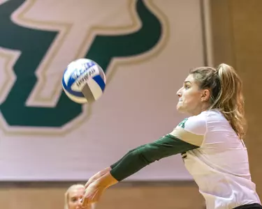Bulls Pressure No. 5 Nebraska in Loss