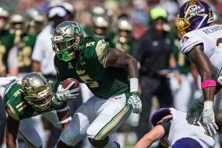 Bulls Beat ECU, Extend Nation-Leading Streaks