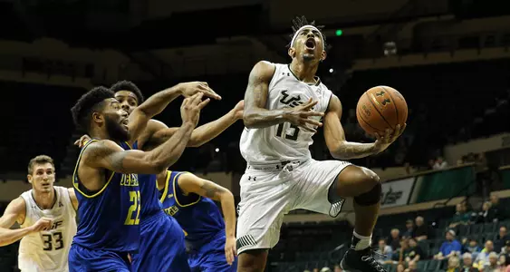 USF Cruises to 81-53 Win Over Delaware