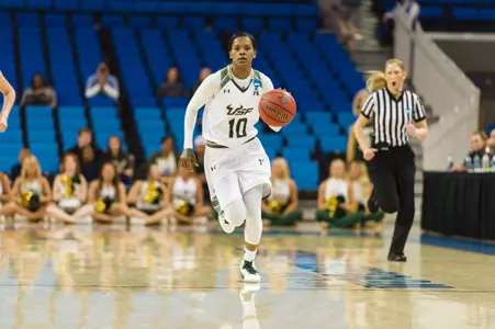 Williams Leads Bulls to NCAA Second Round